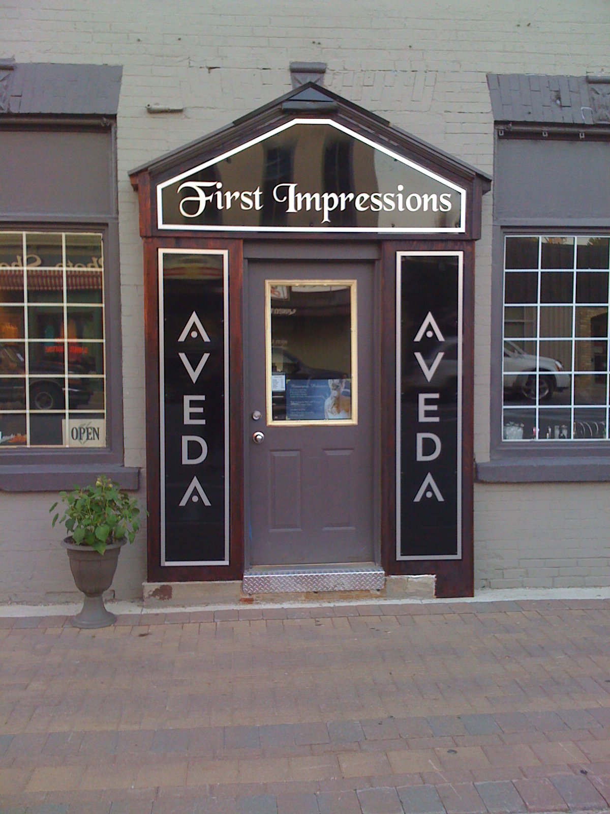 First Impressions Aveda Concept Salon & Day Spa