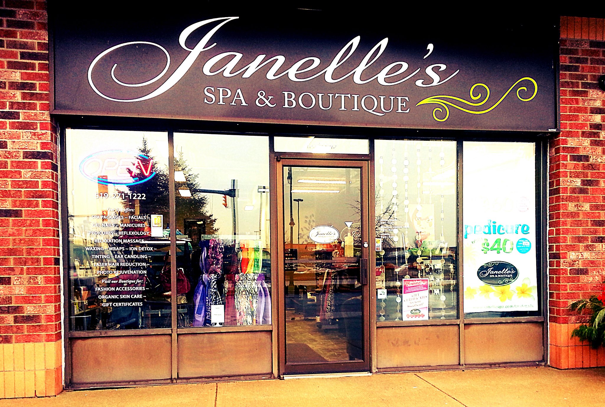 Janelles Spa & Boutique in Stratford