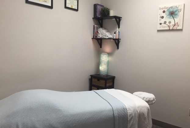 Jennifer Bloch & Associates Registered Massage Therapists