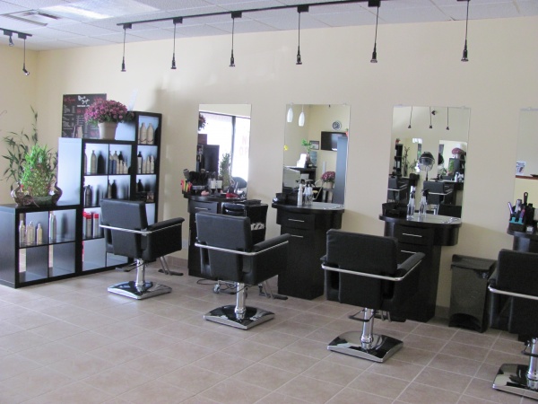 Winnie Duyen Hair Salon & Spa